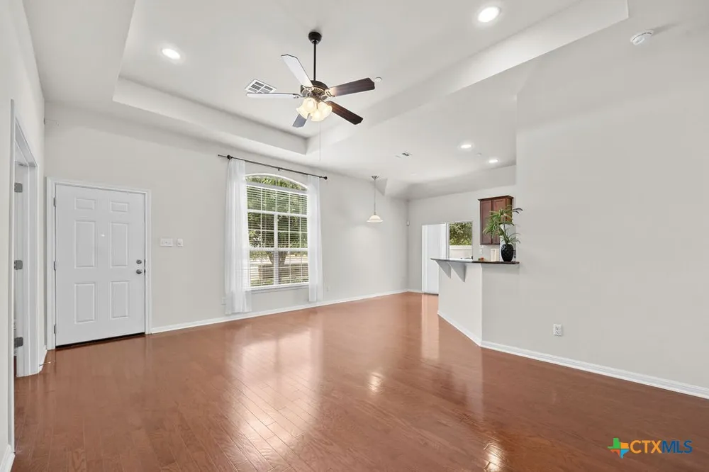 1900 Little Elm Trail #36 Cedar Park, TX 78613