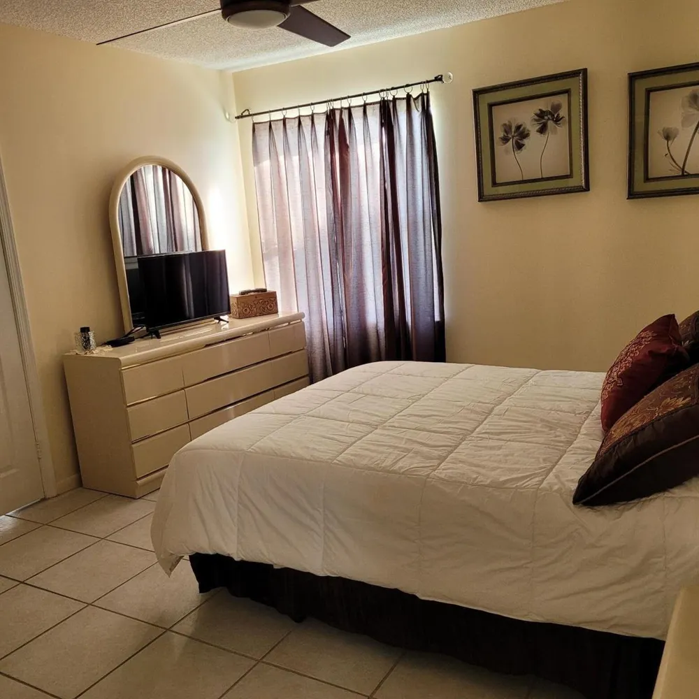 4626 Lucerne Lakes Boulevard E #106 Lake Worth, FL 33467