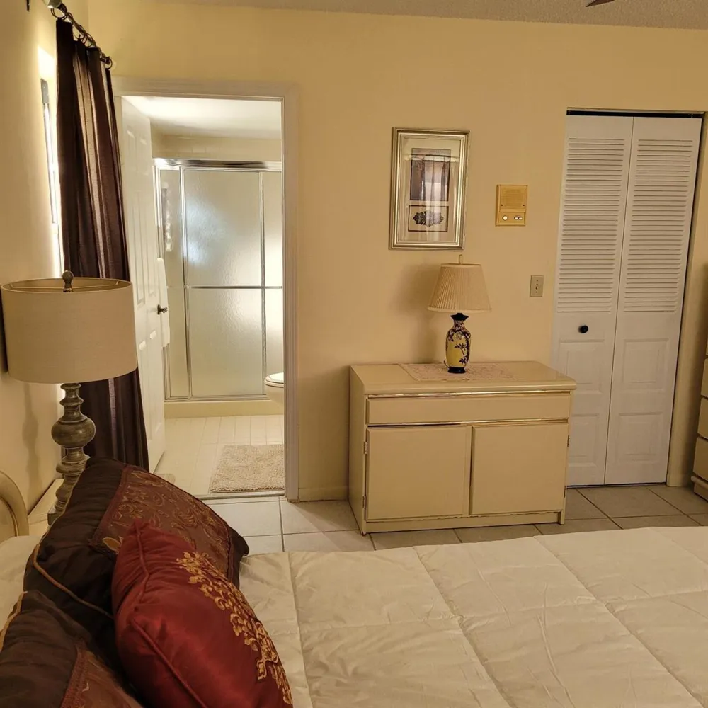 4626 Lucerne Lakes Boulevard E #106 Lake Worth, FL 33467