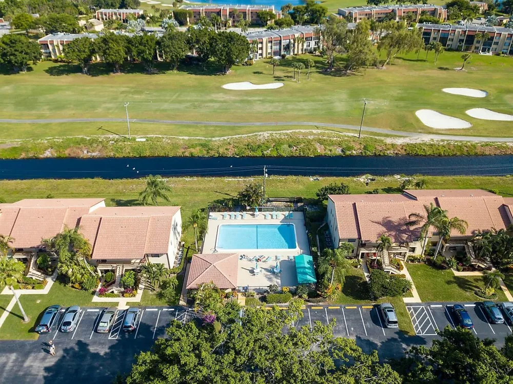 4626 Lucerne Lakes Boulevard E #106 Lake Worth, FL 33467