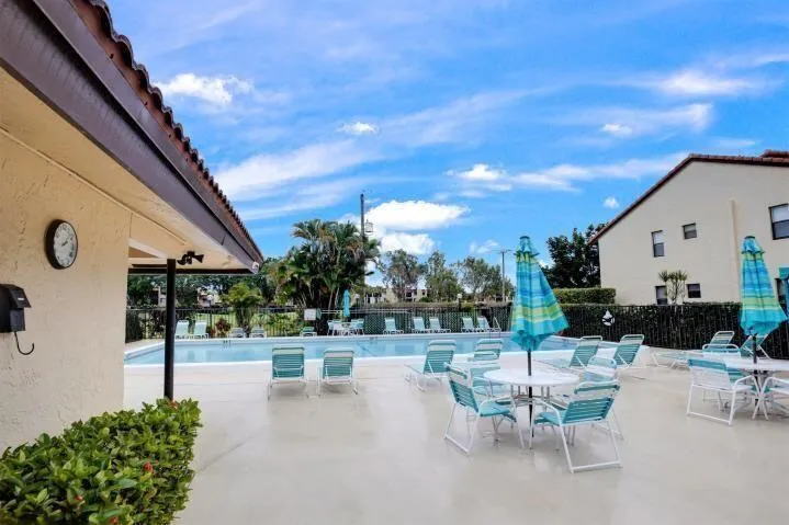 4626 Lucerne Lakes Boulevard E #106 Lake Worth, FL 33467