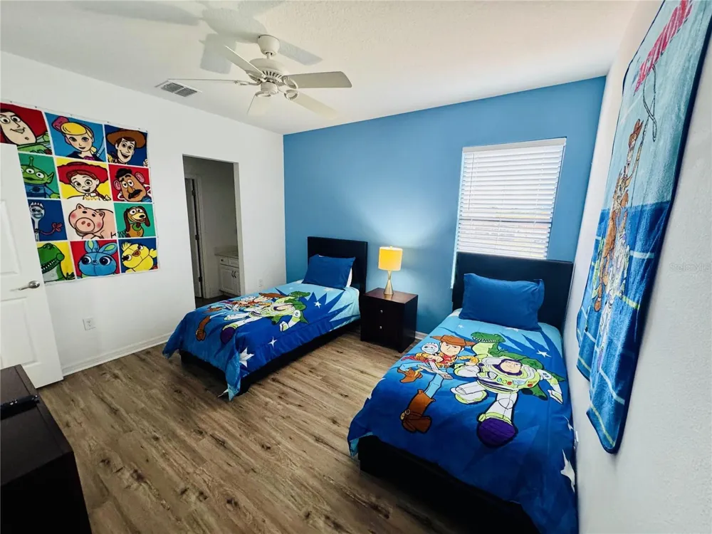 2586 ROSEMONT CIRCLE Davenport, FL 33837