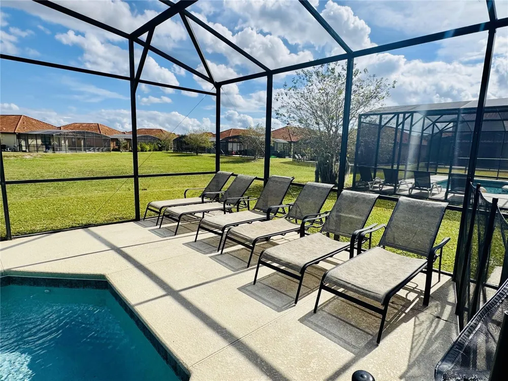 2586 ROSEMONT CIRCLE Davenport, FL 33837