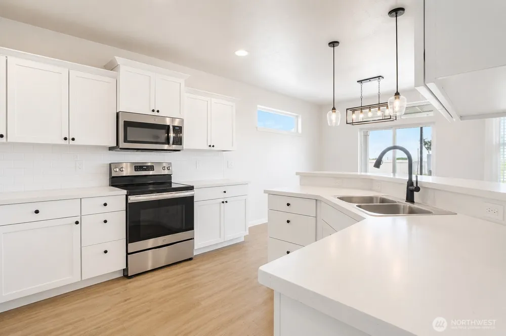 1344 E Nen Drive Moses Lake, WA 98837