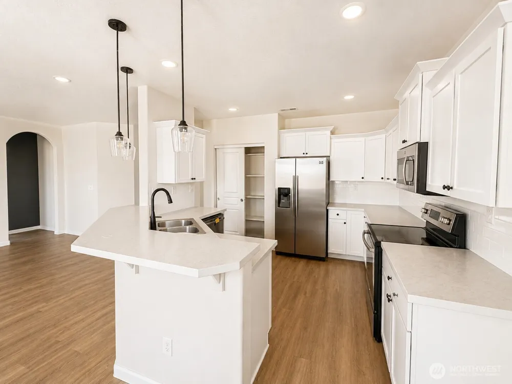 1344 E Nen Drive Moses Lake, WA 98837