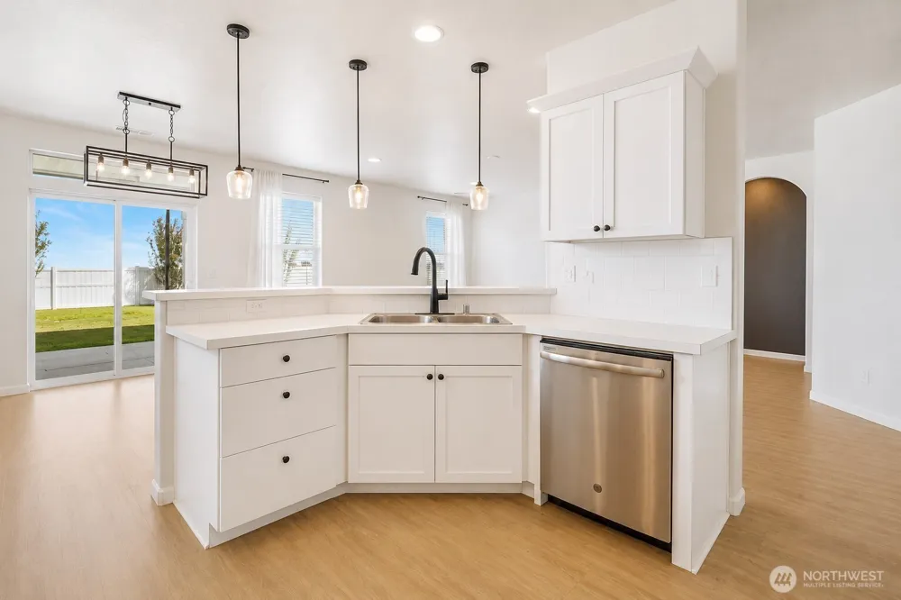 1344 E Nen Drive Moses Lake, WA 98837