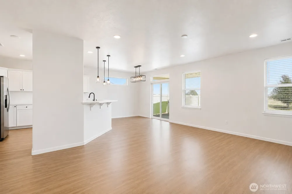 1344 E Nen Drive Moses Lake, WA 98837