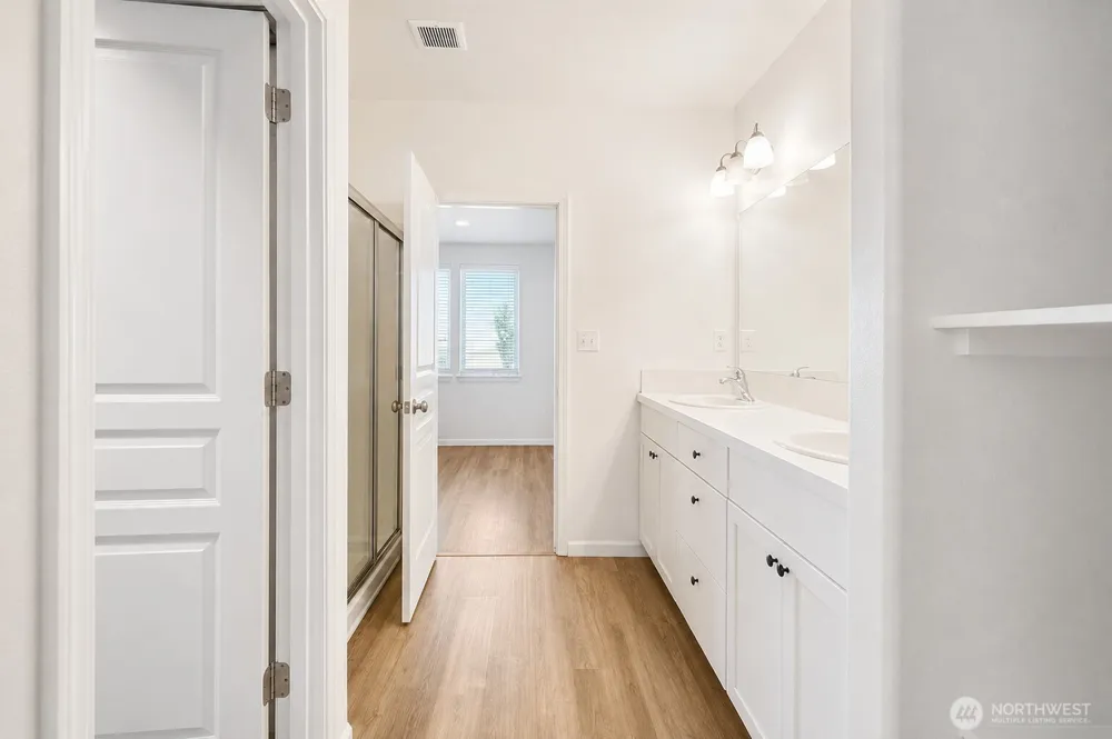 1344 E Nen Drive Moses Lake, WA 98837