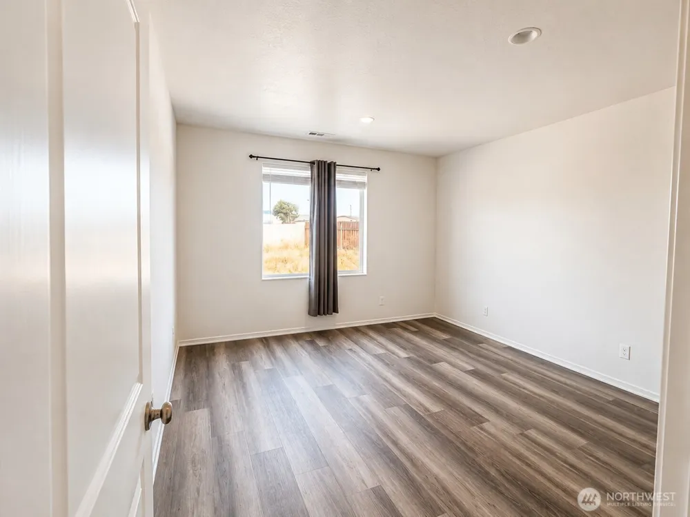 1344 E Nen Drive Moses Lake, WA 98837