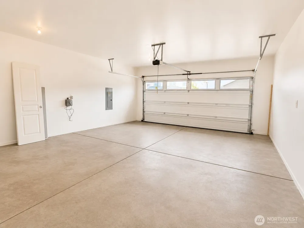 1344 E Nen Drive Moses Lake, WA 98837