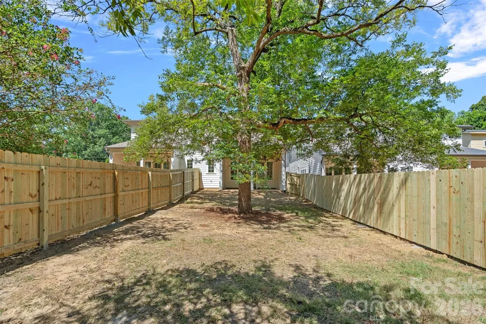 2902 Dogwood Avenue Charlotte, NC 28206