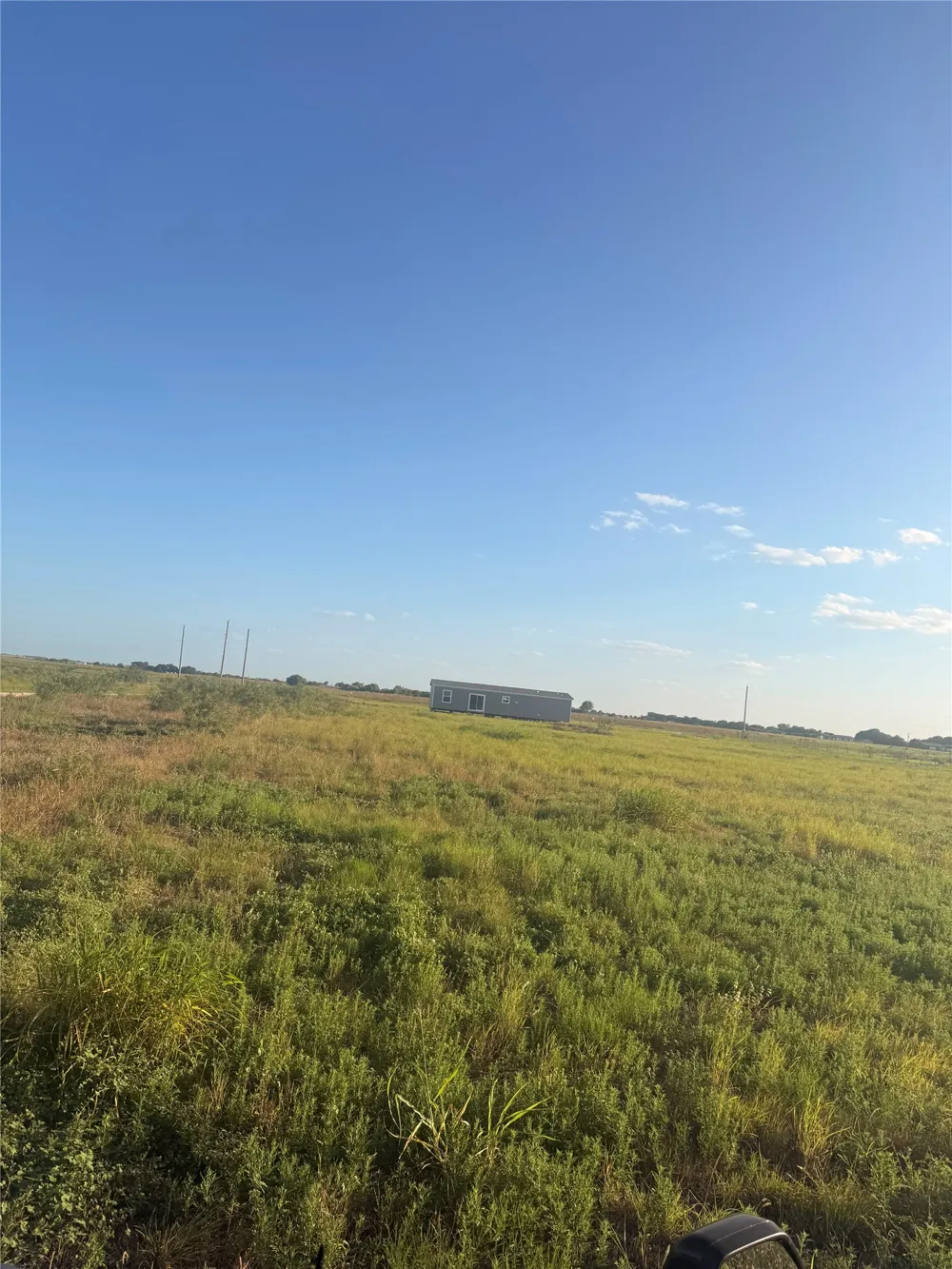 437 CR 423 Taylor, TX 76574