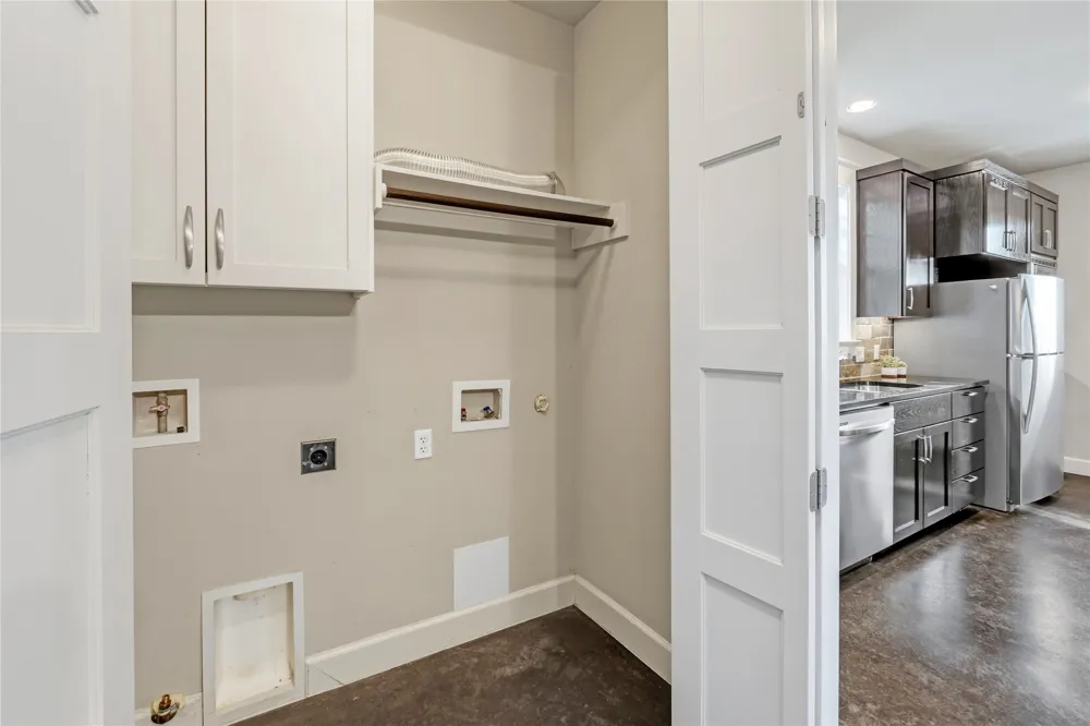 5613 Roosevelt Avenue #B Austin, TX 78756