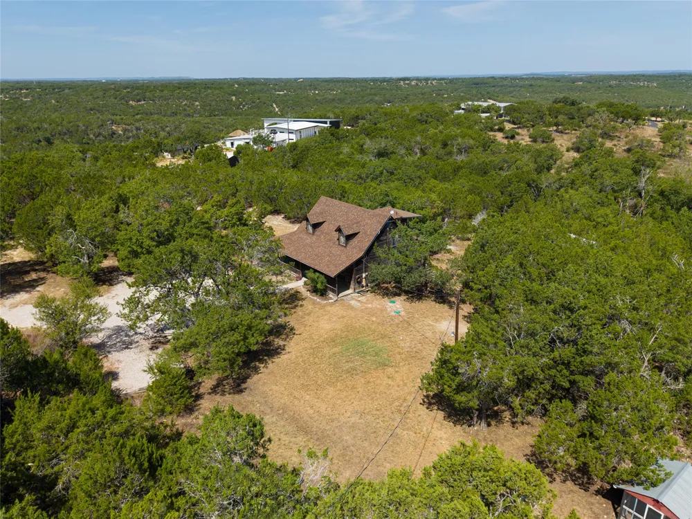100 Clayton Cove Dripping Springs, TX 78620