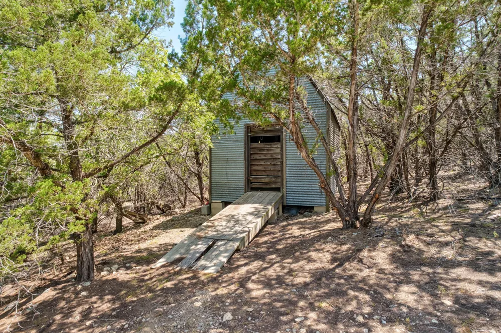 100 Clayton Cove Dripping Springs, TX 78620