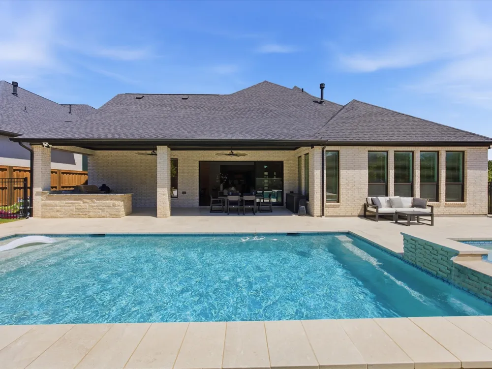 2216 Winding Creek Circle Fort Worth, TX 76008