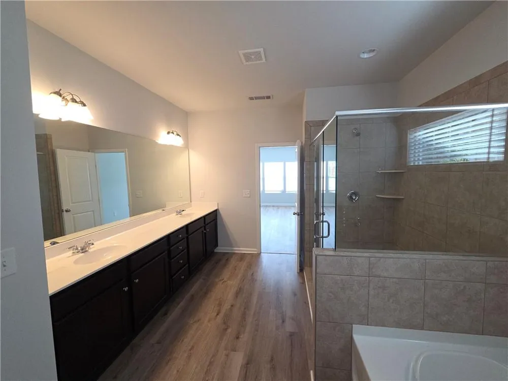 2034 Britt Drive Snellville, GA 30078