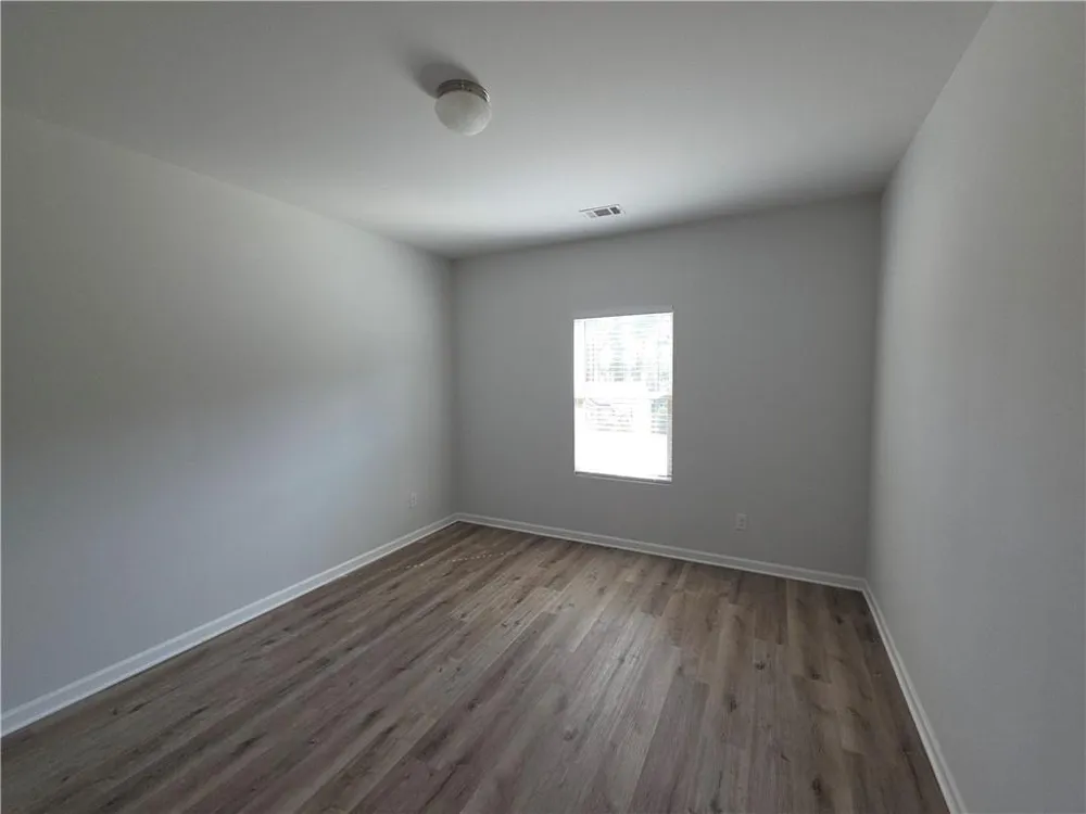 2034 Britt Drive Snellville, GA 30078