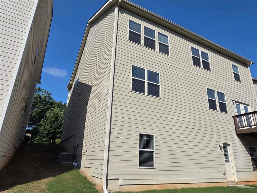 2034 Britt Drive Snellville, GA 30078
