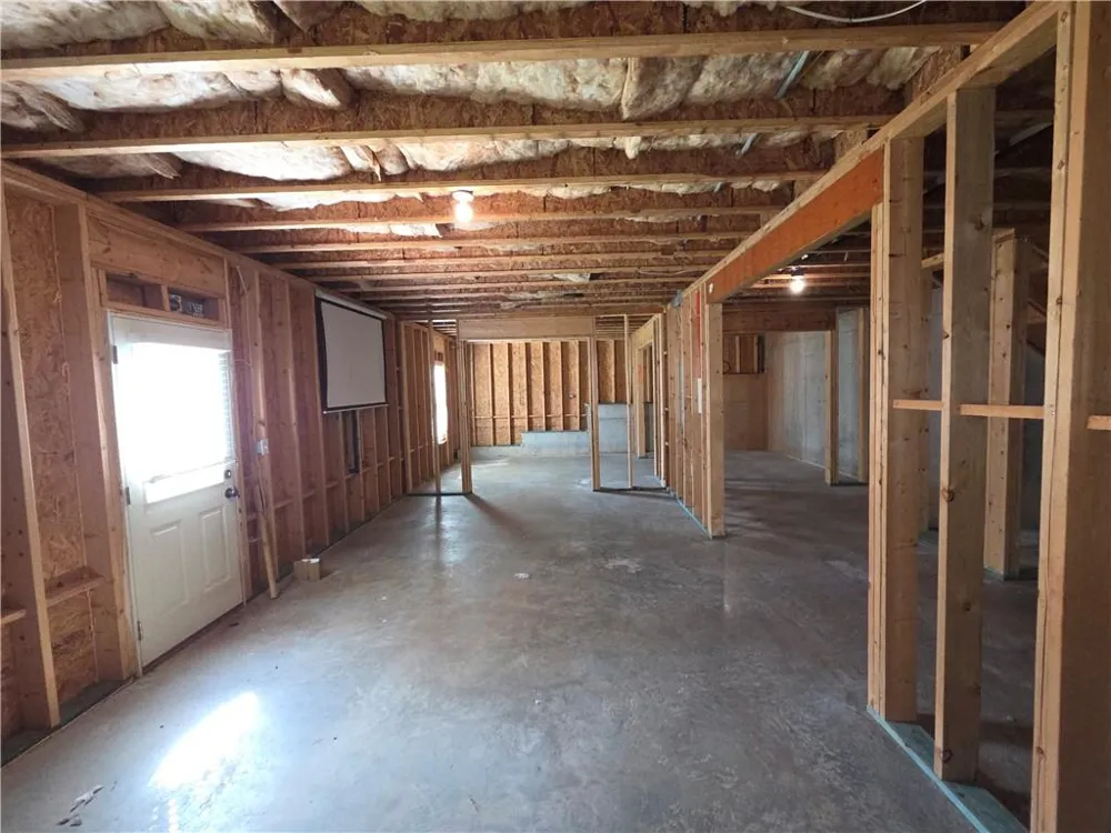 2034 Britt Drive Snellville, GA 30078