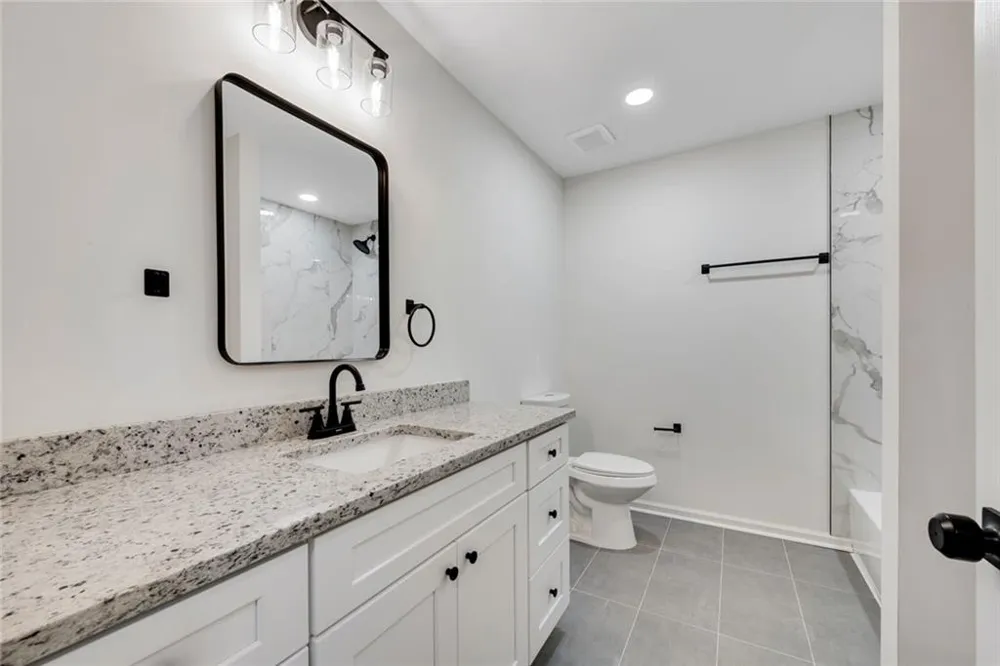 3396 Ashford Loop Ellenwood, GA 30294