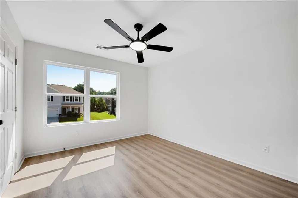 3396 Ashford Loop Ellenwood, GA 30294
