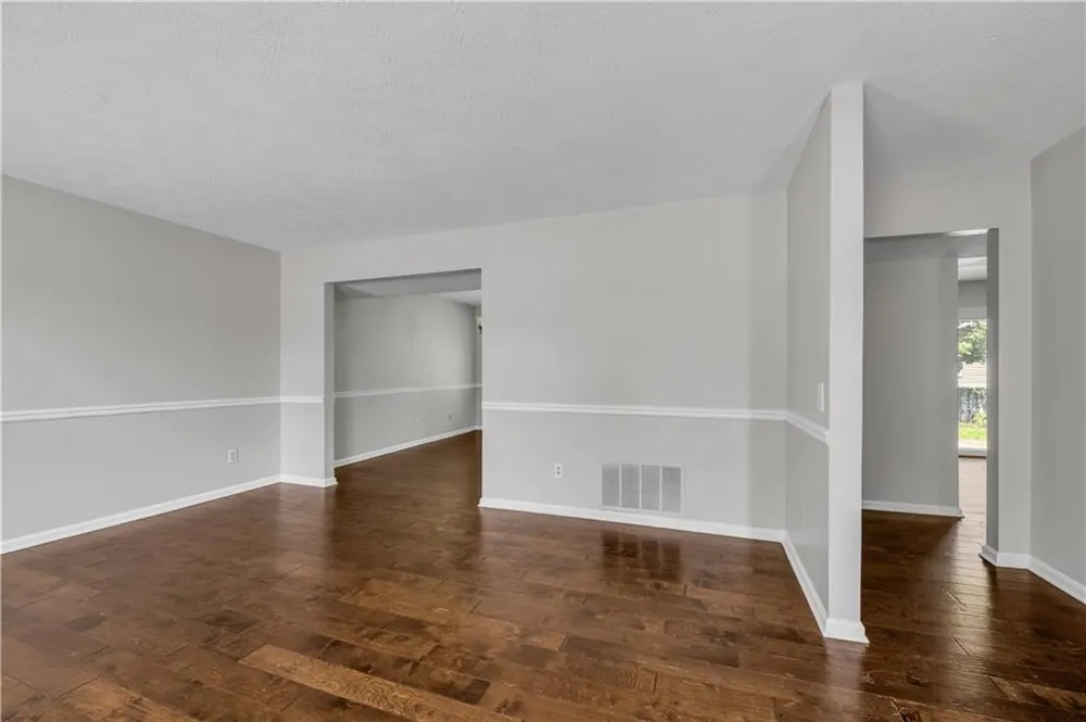 4890 Evergreen Valley Way Alpharetta, GA 30022