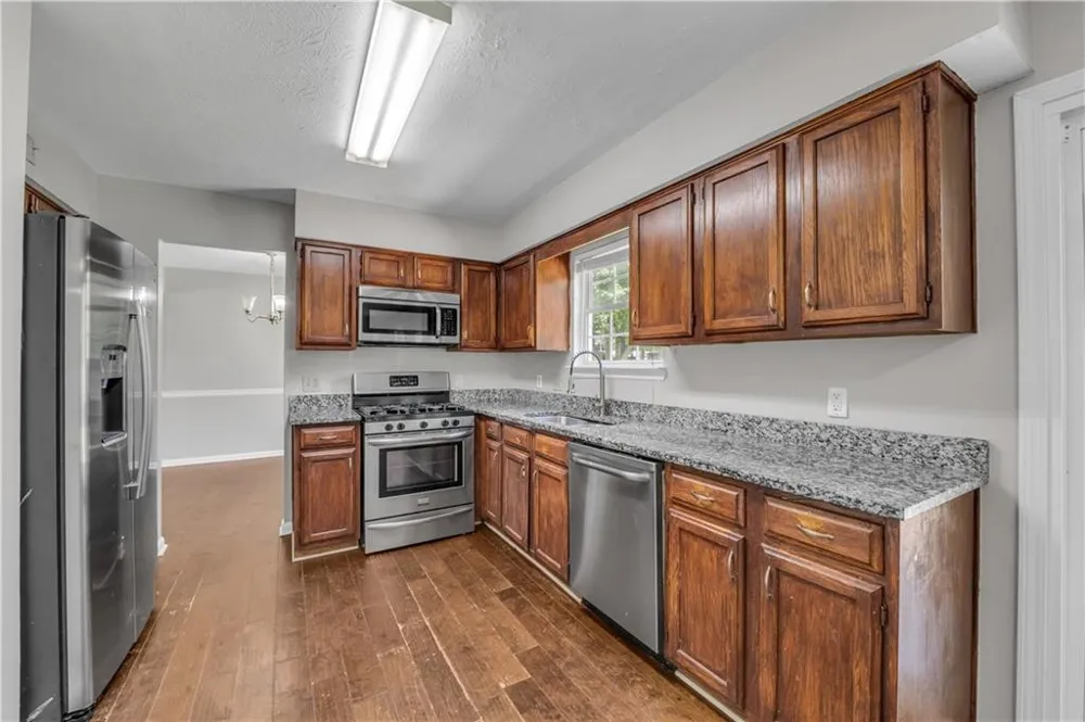 4890 Evergreen Valley Way Alpharetta, GA 30022