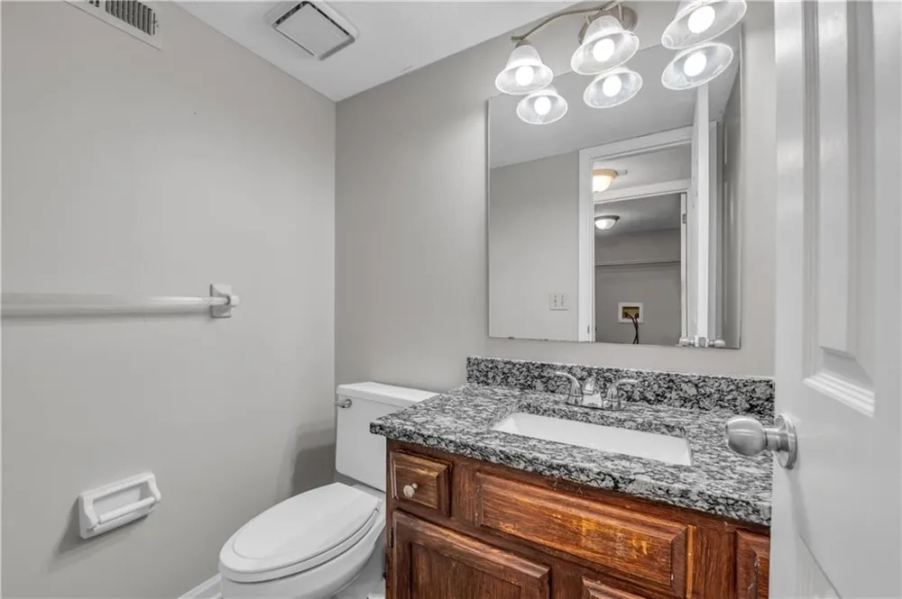 4890 Evergreen Valley Way Alpharetta, GA 30022