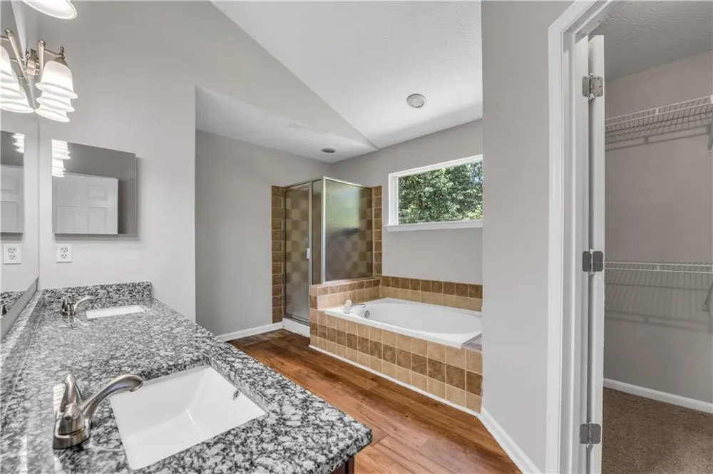 4890 Evergreen Valley Way Alpharetta, GA 30022