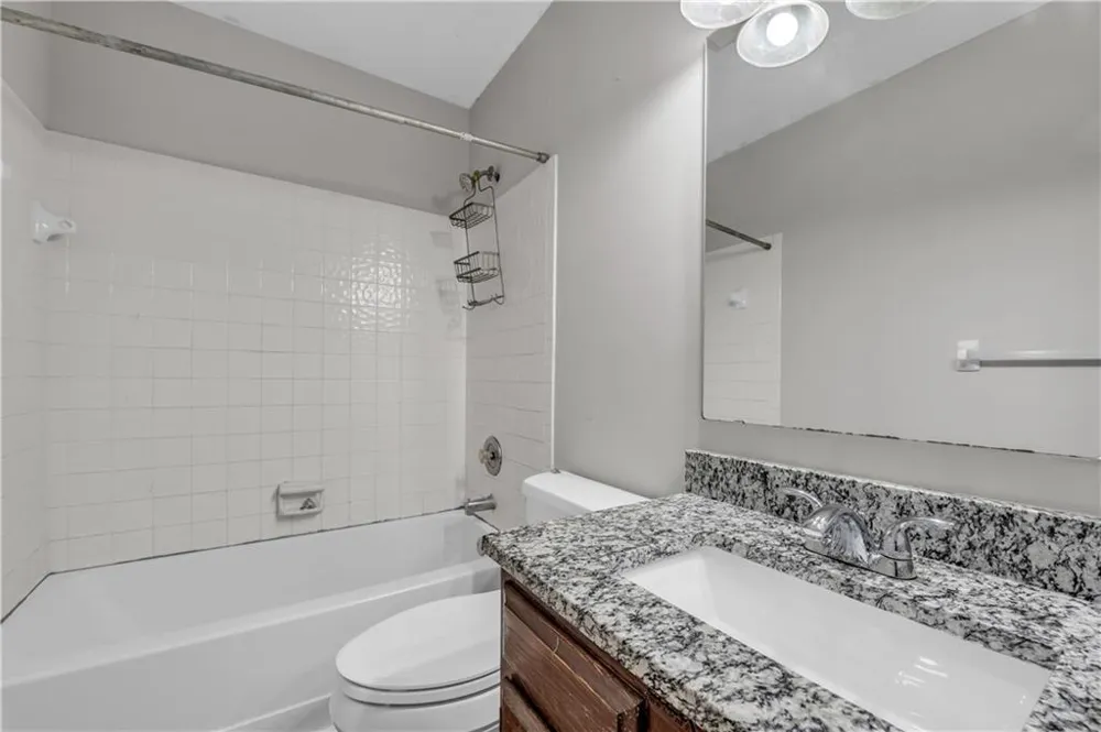 4890 Evergreen Valley Way Alpharetta, GA 30022