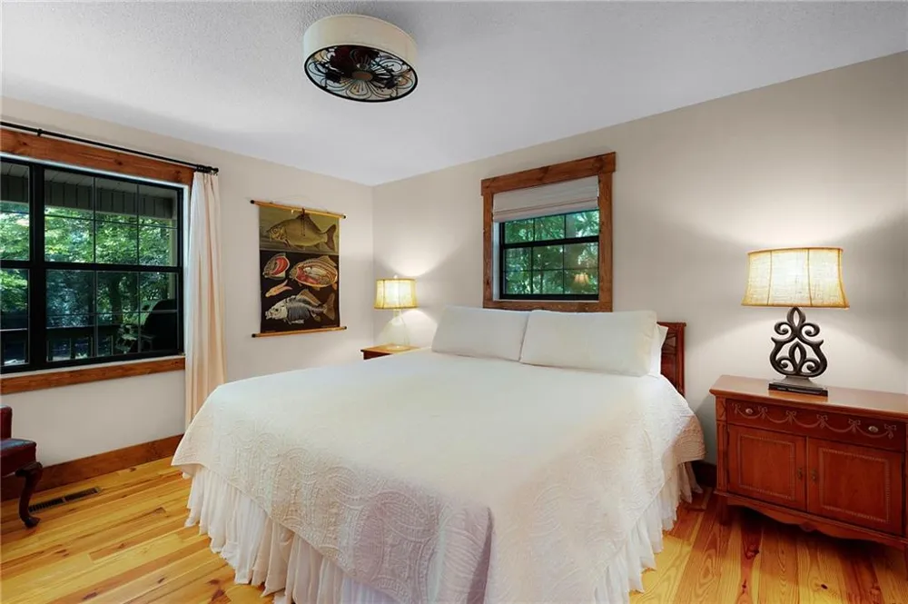 22 Noel Lane Ellijay, GA 30540