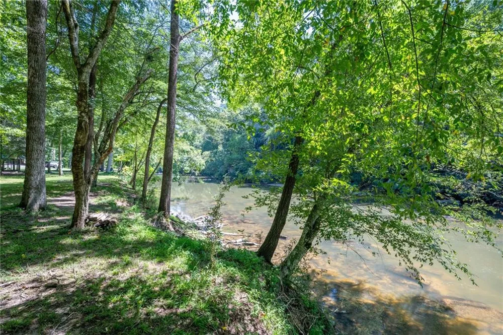 22 Noel Lane Ellijay, GA 30540