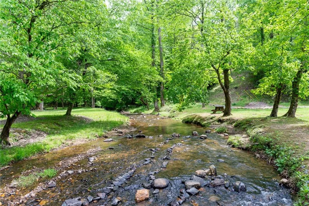 22 Noel Lane Ellijay, GA 30540