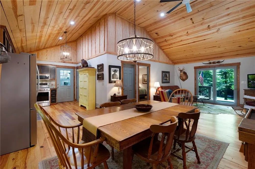 22 Noel Lane Ellijay, GA 30540