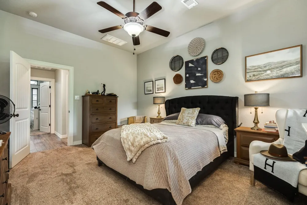 60 Dove Tree Court Lake Jackson, TX 77566