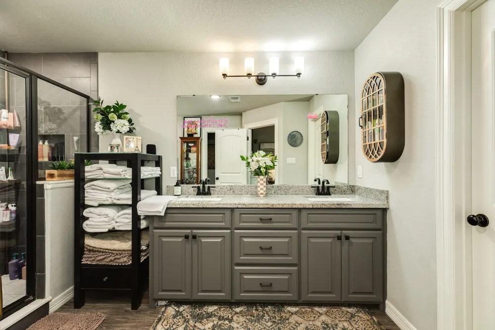 60 Dove Tree Court Lake Jackson, TX 77566