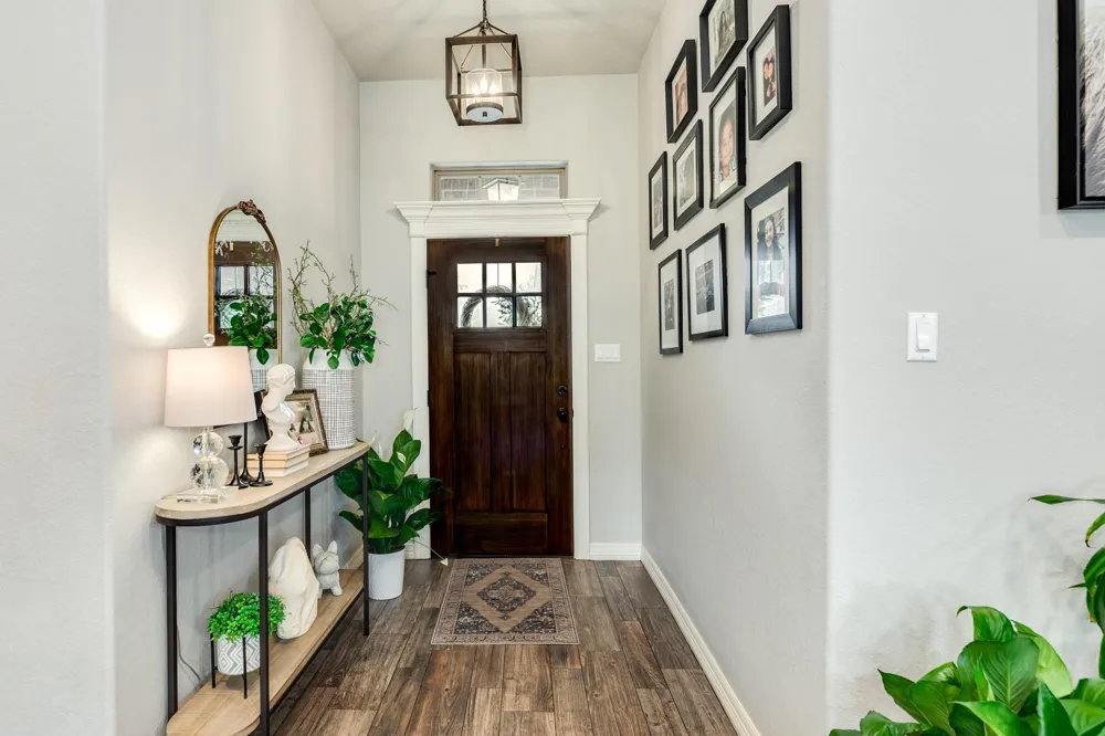 60 Dove Tree Court Lake Jackson, TX 77566