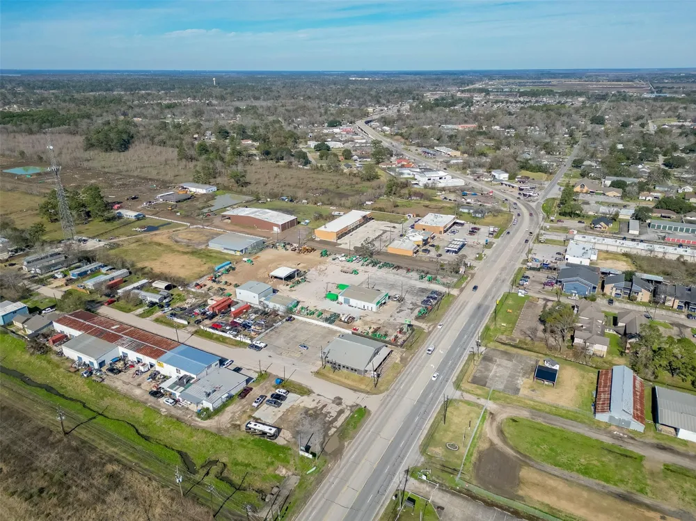 14915 Fm 2100 Road Crosby, TX 77532