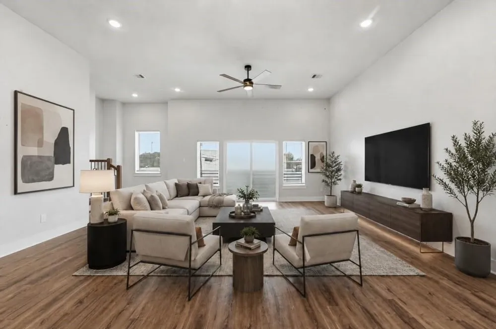 1942 Purswell Road Houston, TX 77055
