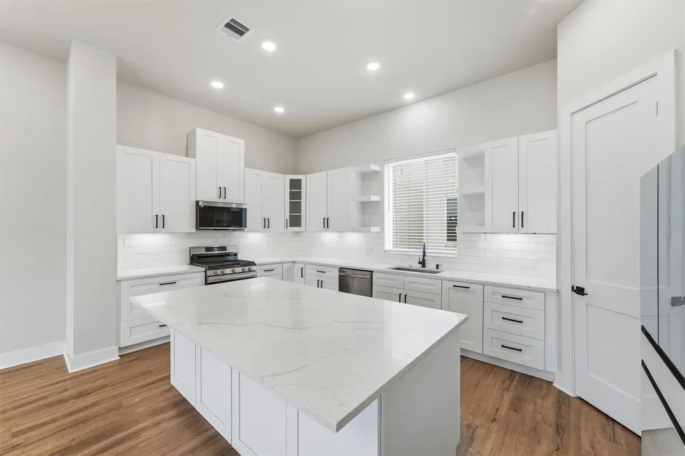 1942 Purswell Road Houston, TX 77055