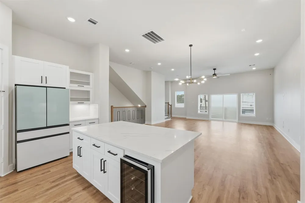 1942 Purswell Road Houston, TX 77055