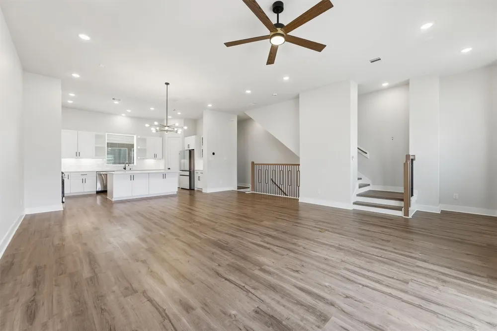 1942 Purswell Road Houston, TX 77055