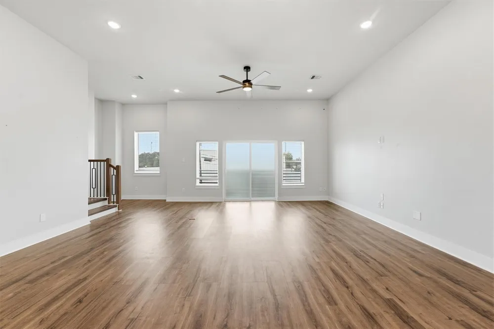 1942 Purswell Road Houston, TX 77055