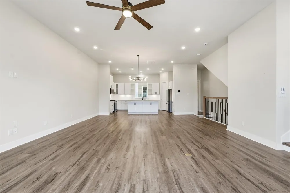 1942 Purswell Road Houston, TX 77055