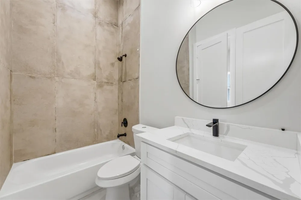 1942 Purswell Road Houston, TX 77055