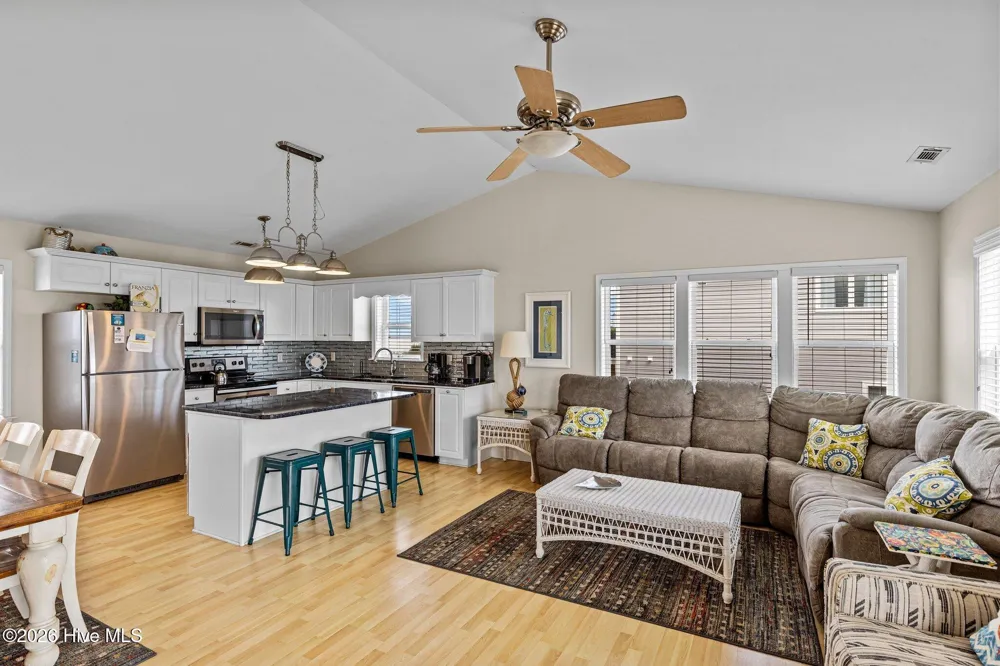 1907 Emerald Drive Emerald Isle, NC 28594