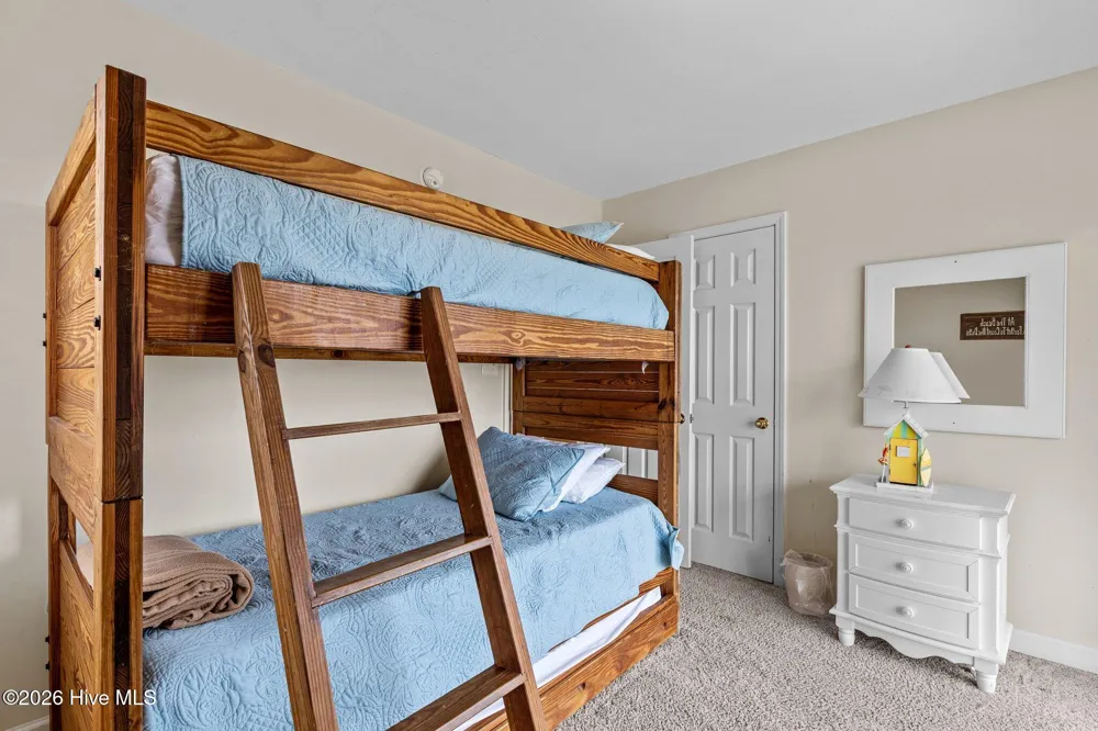 1907 Emerald Drive Emerald Isle, NC 28594