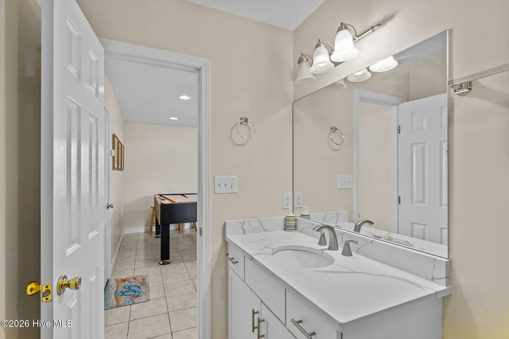1907 Emerald Drive Emerald Isle, NC 28594