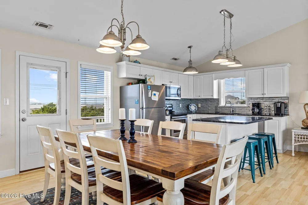 1907 Emerald Drive Emerald Isle, NC 28594
